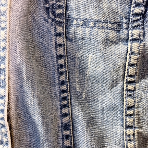 Merona Jean Jacket - Distressed - L - Picture 2 of 7